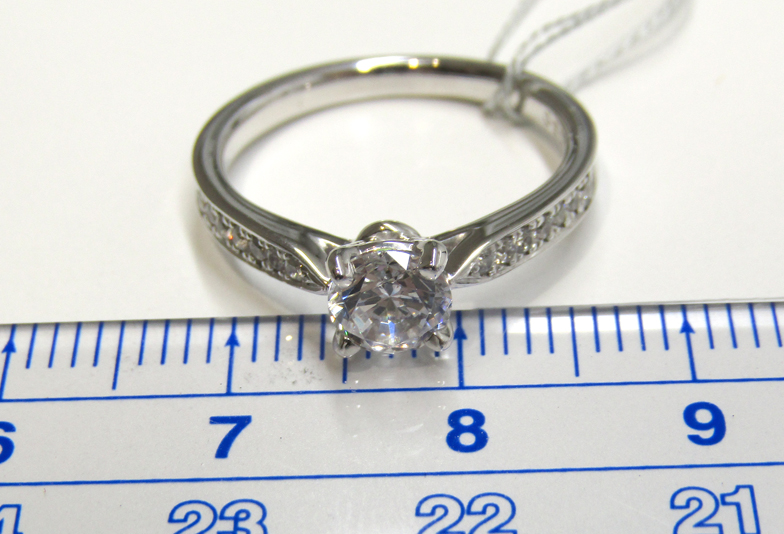 0.7ct　ローズカットダイヤモンド-A　直径4.5mm