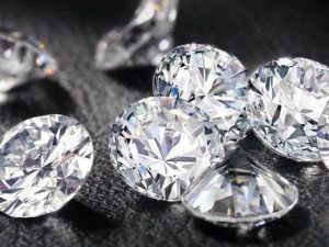 【金沢市】なぜ婚約指輪はダイヤモンドなの・・？