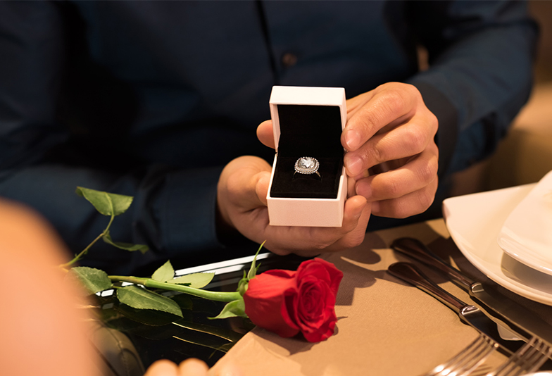 【静岡市】ホワイトデーをプロポーズ記念日に♡最短3日で用意する最高の婚約指輪