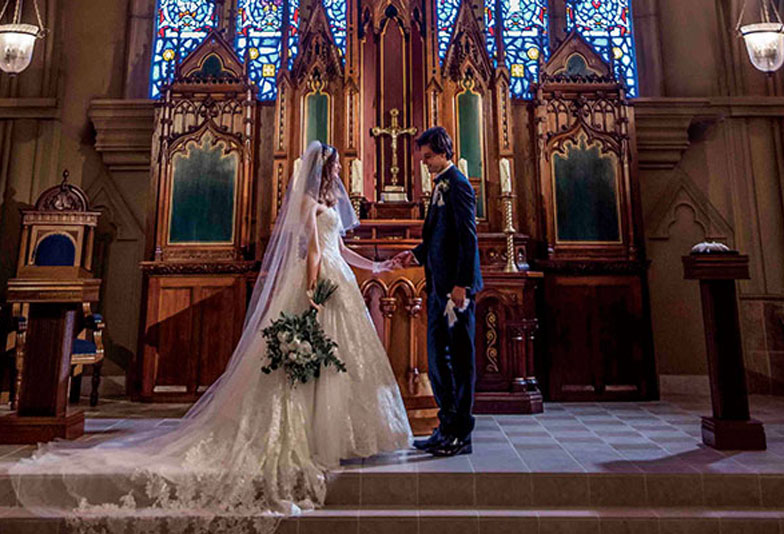 【静岡市】プレ花嫁に人気！大聖堂で感動の結婚式を挙げるならロイヤルセントヨークがおススメ