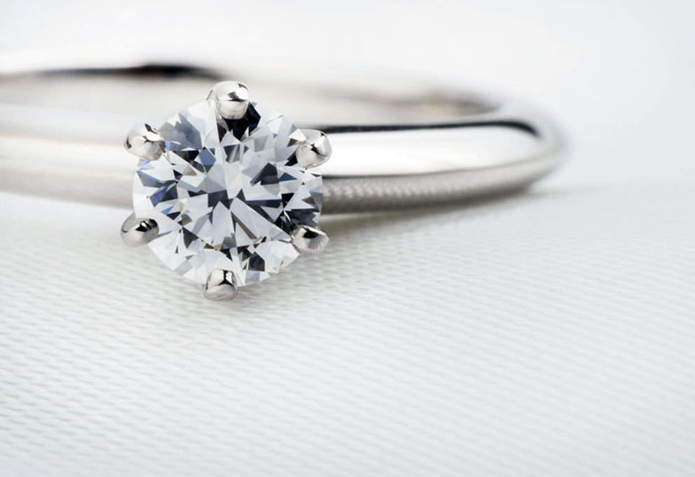 【福山市】婚約指輪の金額・相場はいくらくらい？婚約指輪を選ぶポイントを知っておこう！