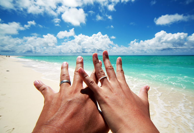 【浜松市】海外挙式が増えています！結婚指輪にハワイアンジュエリーを選ぶ人気の理由とは？