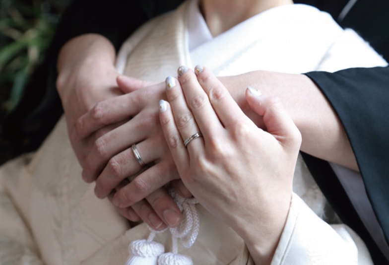 【沖縄県】華やかな結婚指輪選びにはハーフエタニティがおすすめ！