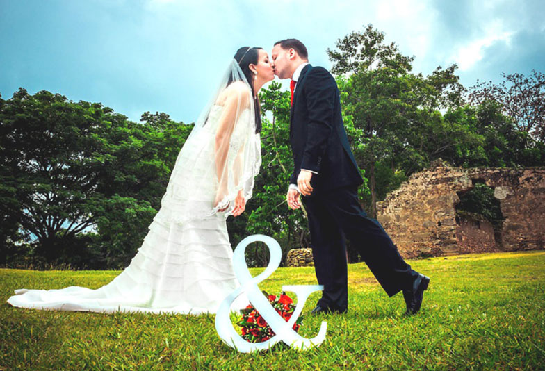 【沖縄県】結婚指輪をダイヤなしにした女性の口コミ「おすすめブランド」とは