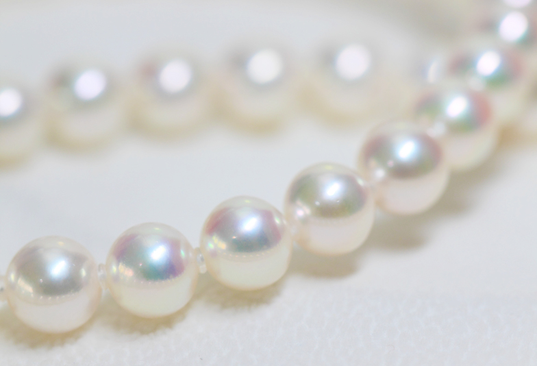 【静岡市】結婚するタイミングに真珠の用意はした？必需品の真珠ネックレスの用意をするべき理由