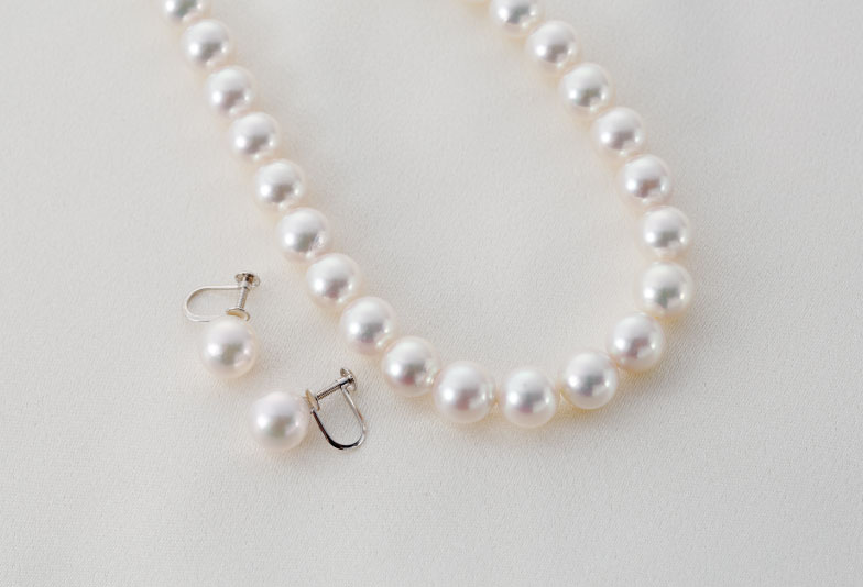 【浜松市】真珠ネックレスをいつまでも綺麗に保つお手入れ方法とは？