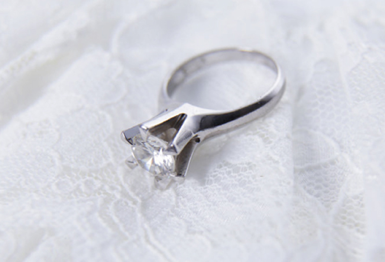 【神奈川県横浜市】形見のダイヤモンドはどうしたらいい？毎日着けられるジュエリーリフォームとは！？