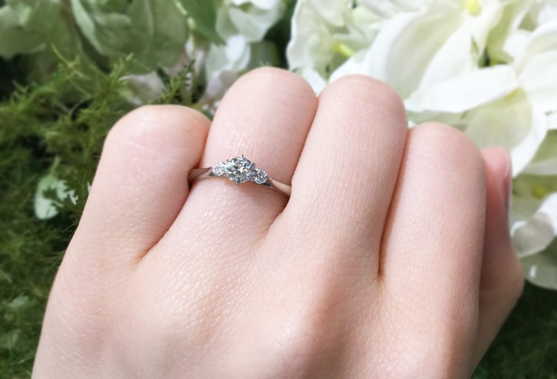 富山で注目のラザールダイヤモンドの婚約指輪