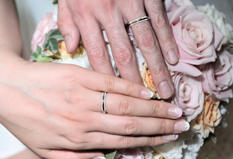 【豊橋市】結婚指輪、より安く購入したい方へ。素材によって変わる！リーズナブルな指輪とは？