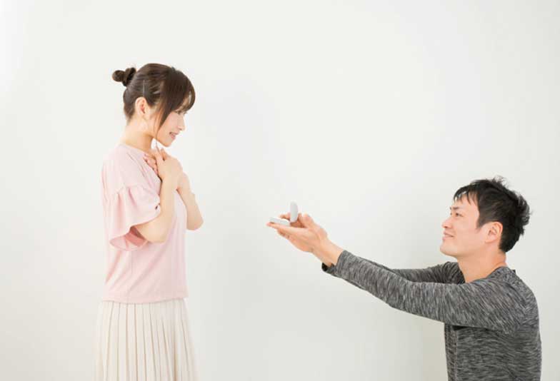【浜松市】サプライズプロポーズ！婚約指輪を購入する前に知っておくべきこととは？