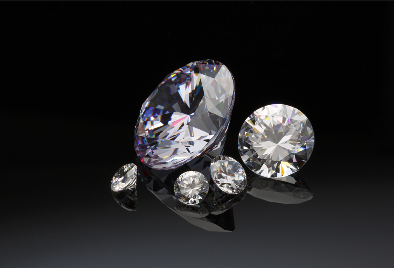 【久留米市】婚約指輪のダイアモンドは安さ重視で買ってはだめ！？