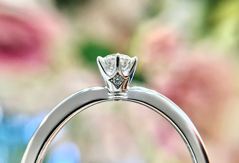 【富山市】プロポーズをしたい方必見！婚約指輪は世界最高峰の輝きのダイヤモンドを選ぼう！
