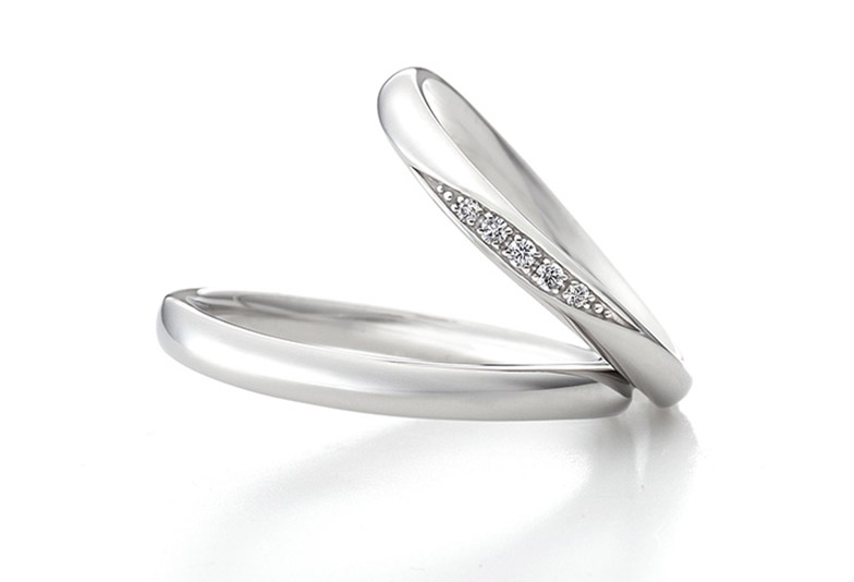 福井市でキズが付きにくいと人気の結婚指輪ラザールダイヤモンド