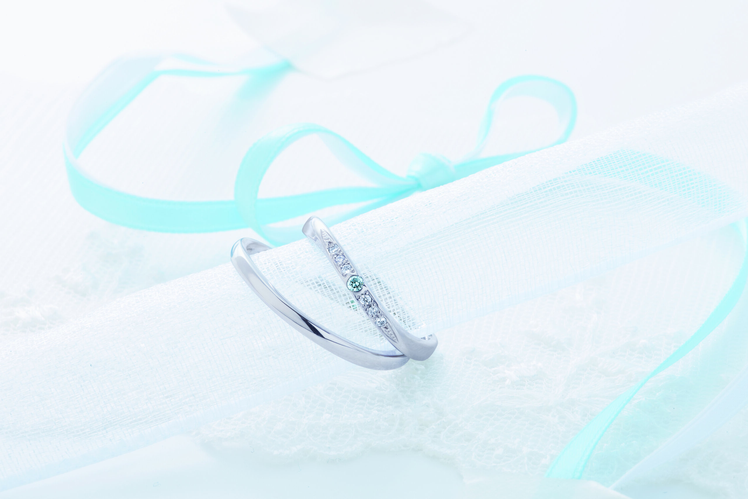 結婚指輪スウィートブルーダイヤモンド