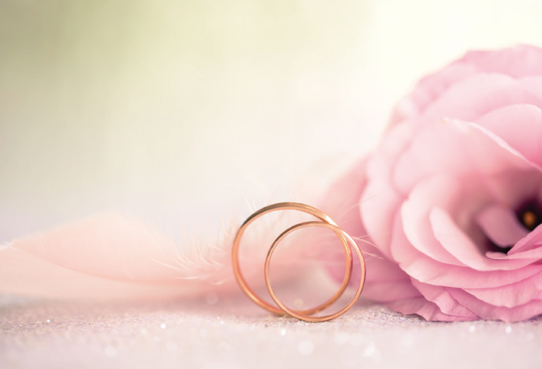 【飯田市】結婚指輪がネックレスに変身!?毎日指輪が着けられない方に「リングコネクター」がおすすめ!