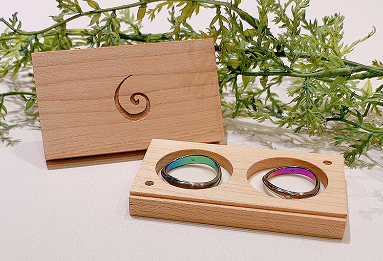 【浜松市】人気の結婚指輪「SORA」カラーが入った指輪の印象は実際どうなの？