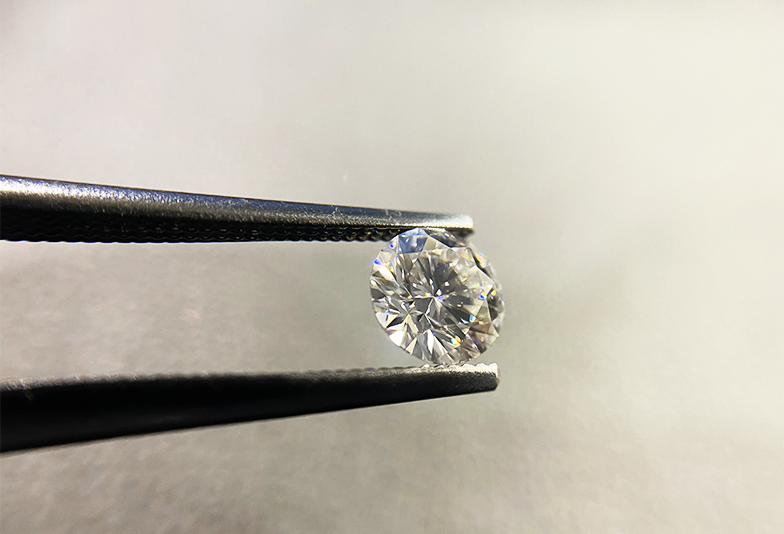 【静岡市】婚約指輪のダイヤモンド！0.3ctと0.5ctを徹底比較