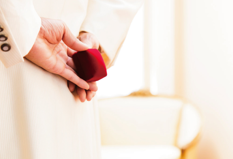 神戸・三ノ宮｜結婚指輪を選んだあとでもお得になる婚約指輪のプランとは？