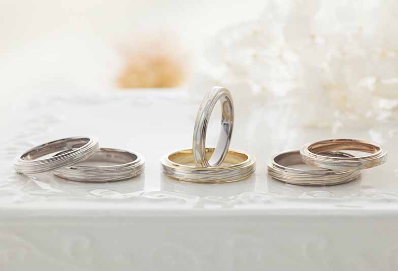 【浜松市】結婚指輪は人と被りたくない！オリジナリティ溢れる木目柄の結婚指輪