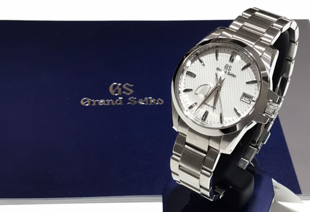 【静岡時計】グランドセイコー最高峰の機能と美術品の造形を持つ時計SBGA225をご紹介