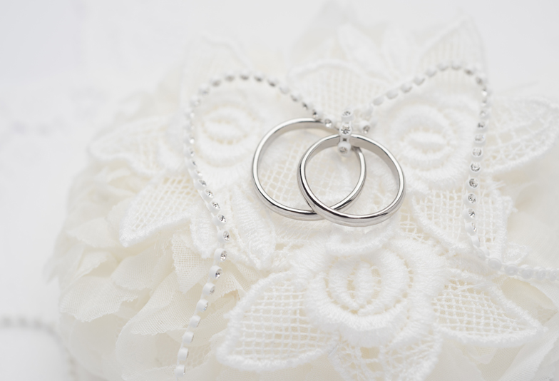 【松本市】結婚指輪をネックレスに チェーンに通していつでも身に着けられる方法！