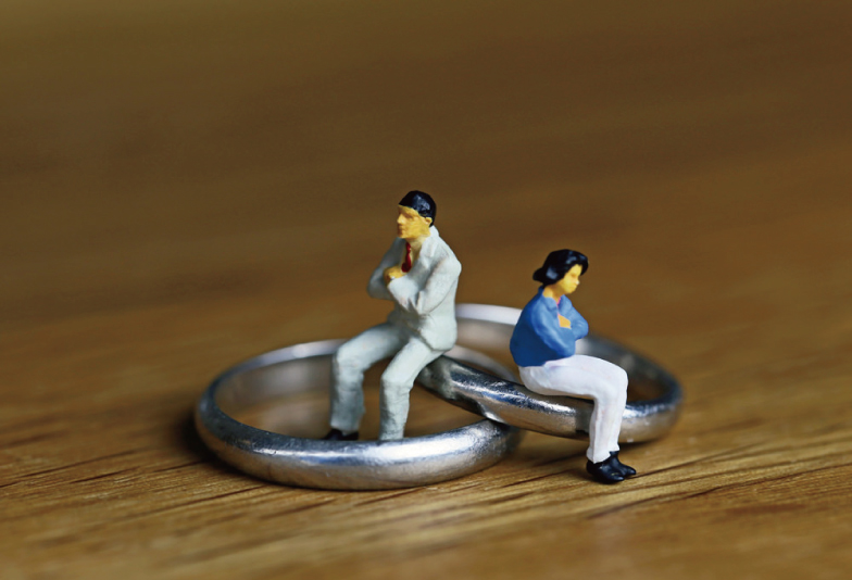 【浜松市】金属アレルギーだから結婚指輪を着けられない？安心できる3つの素材と正しい知識