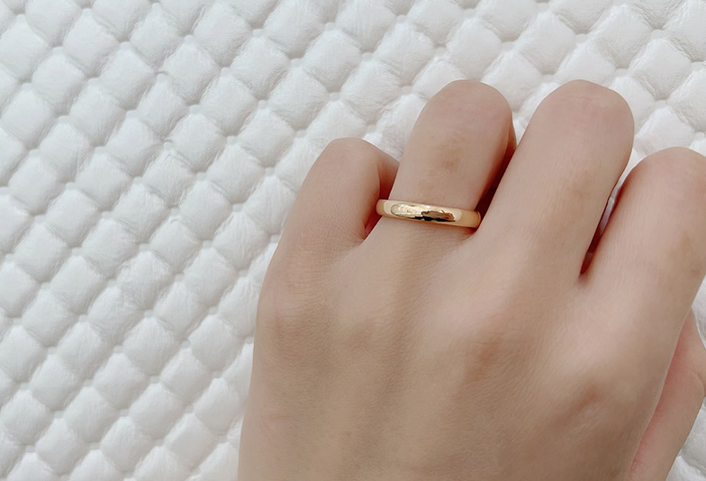 【静岡市結婚指輪】彫り模様におすすめな素材レッドゴールドってどんな色？