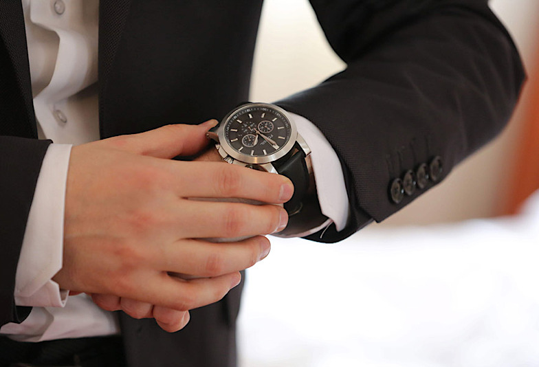 スーツに合うシンプル時計