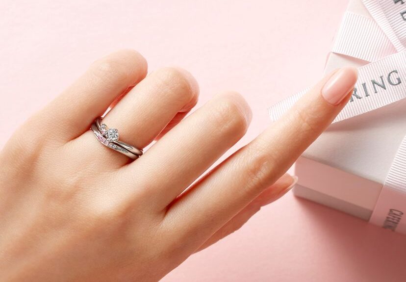 【上田市】婚約指輪って普段から使う？意外と知らない、婚約指輪を着けるタイミング。