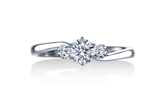 ロイヤル・アッシャー・ダイヤモンドの婚約指輪、ERA680
