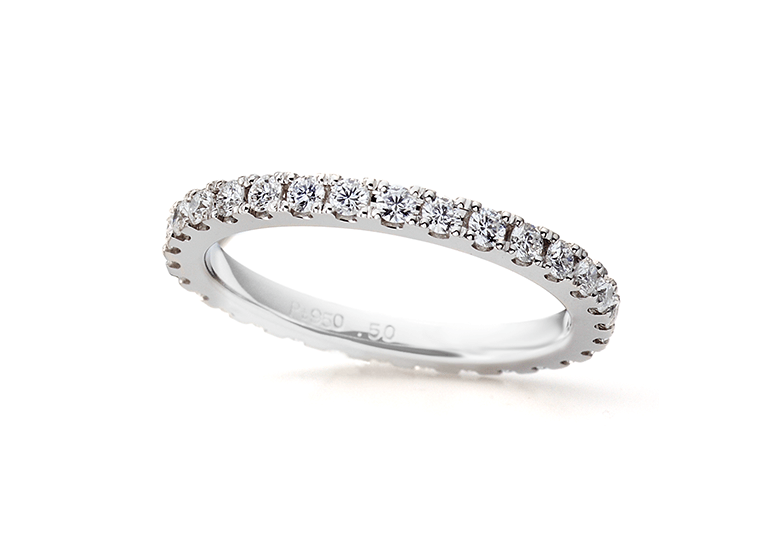 【上田市】エタニティーリングの婚約指輪の魅力とは？人気のブランドもご紹介！
