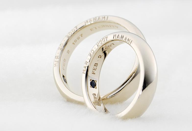 オリジナルカラー“ホワイトゴールド”の結婚指輪