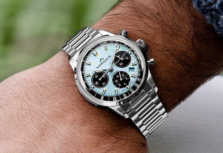 文字盤のカラーも魅力のフリーダム。