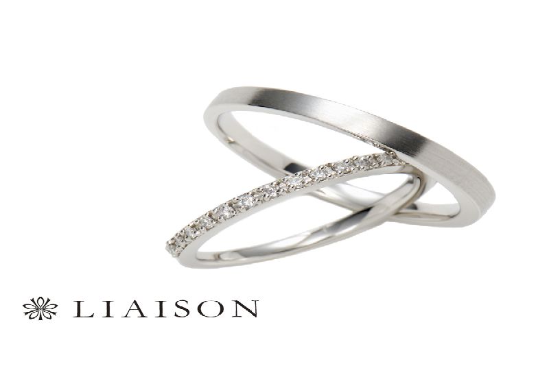 キラキラが可愛いエタニティリング