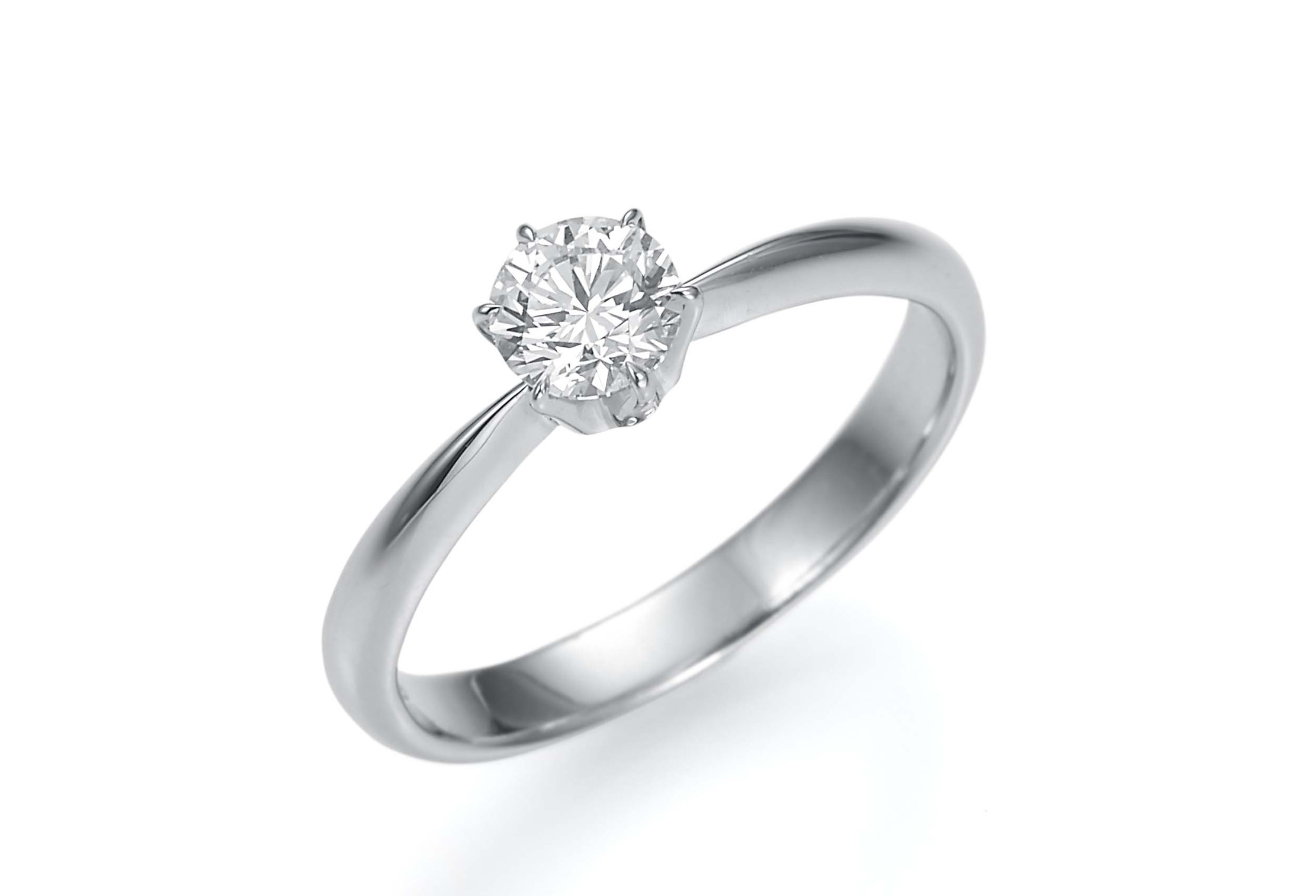 【静岡市・浜松市】婚約指輪のダイヤモンドを選ぶポイント?