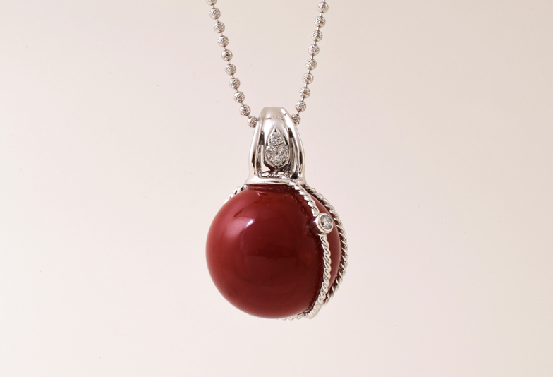 海からの贈り物 珊瑚 が愛される理由とは 静岡宝石店 Jewelry Story ジュエリーストーリー ブライダル情報 婚約指輪 結婚指輪 結婚式場情報サイト