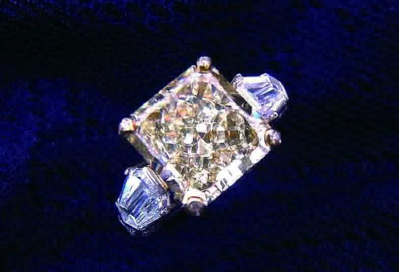 究極の輝きのダイヤモンドが静岡にやってくる！
