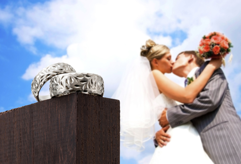 浜松市　ハワイアンジュエリーの結婚指輪・婚約指輪　手彫り模様が美しい＆鍛造製法リング　