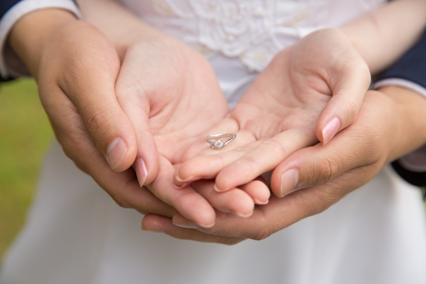 【静岡市】婚約指輪はプロポーズの強力なお助けアイテム