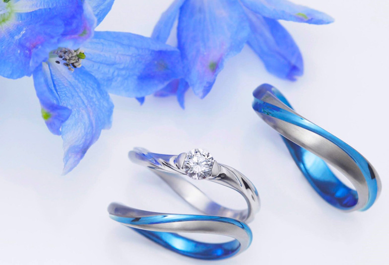 きれいな青色・ブルーの結婚指輪　浜松で色が選べる2人だけの特別な結婚指輪を探すなら