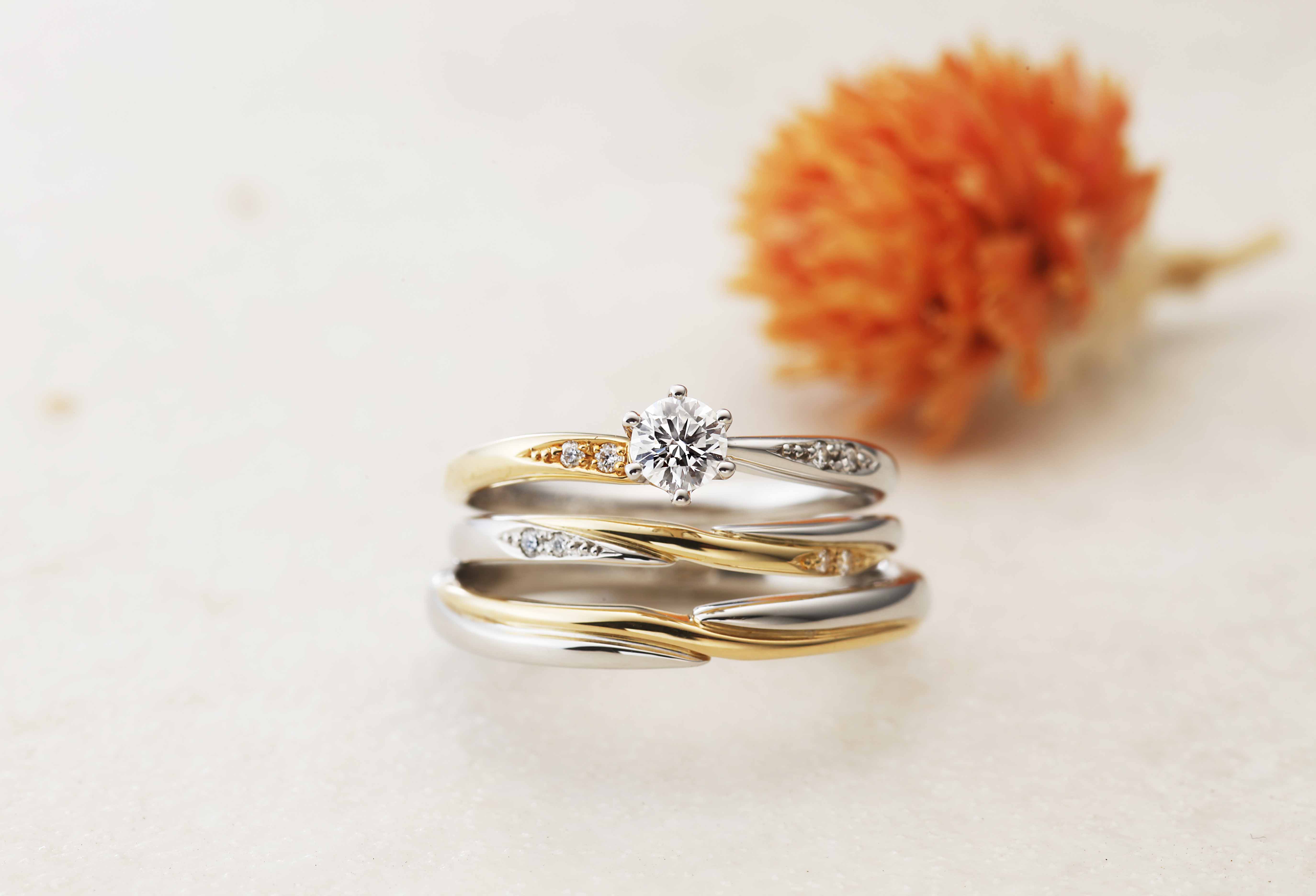 アンティーク調　コンビネーションリング　婚約指輪　結婚指輪