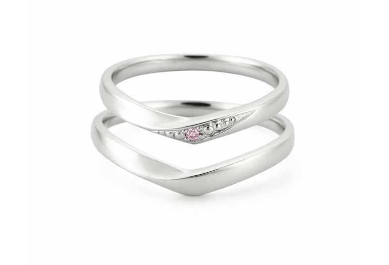 ピンクダイヤモンドの結婚指輪