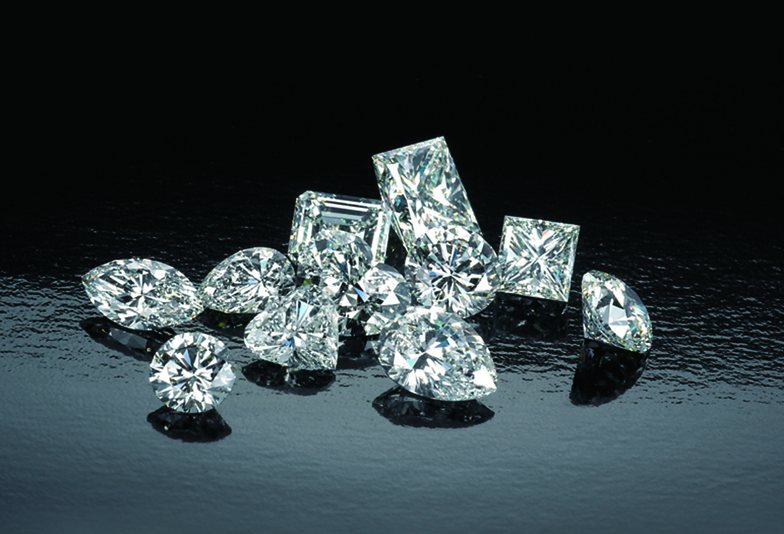 【富山市】婚約指輪の宝石はなぜダイヤモンドなの？歴史から分かるその理由とは
