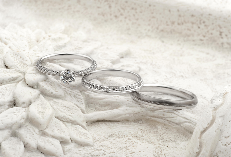 【浜松市】お洒落を楽しむ女性に大人気！細身デザインの結婚指輪。
