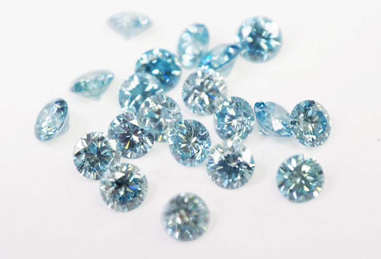 【広島市】サムシングブルーのおまじないで幸せになれちゃう人気の結婚指輪　ブルーダイヤモンド