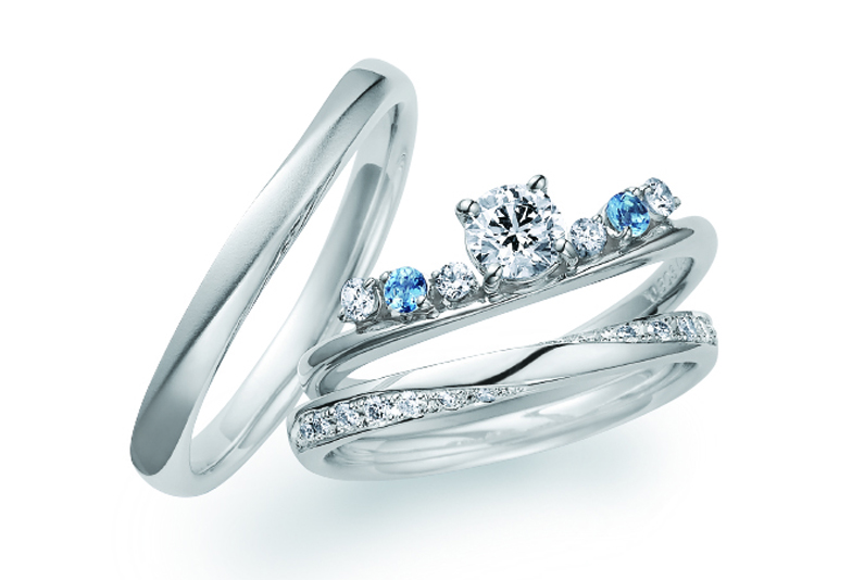 【浜松市】お洒落な女性が注目を浴びる婚約指輪デザイン。『アクアマリン』をあしらった婚約指輪とは？