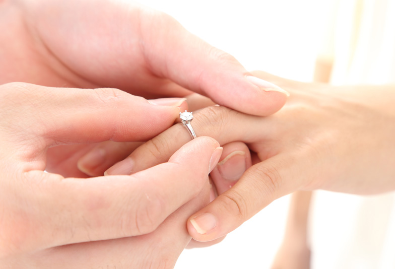 【神奈川県横浜市】本当に欲しい婚約指輪がもらえた！予算に合わせたダイヤモンドと選べるデザインが魅力