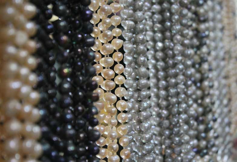 【大阪・心斎橋】真珠は大人の女性に必須！！年代にあった真珠のサイズとは？