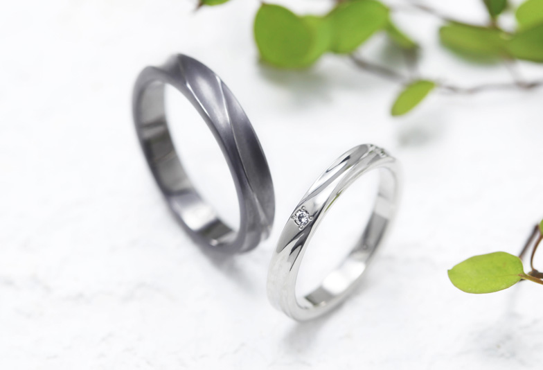 【浜松市】黒い結婚指輪「タンタル」を扱う『SORAソラ』が人気の理由とは。