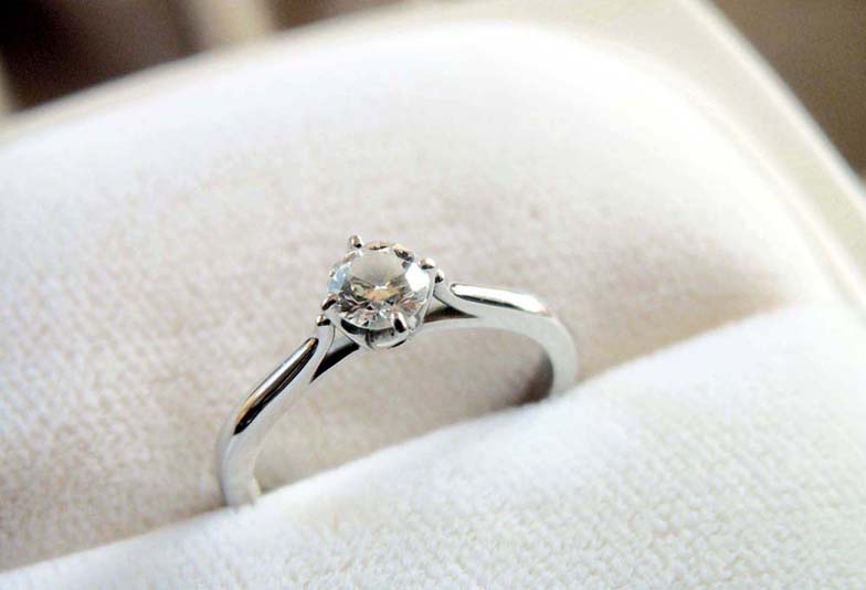 【福山市】なぜ、ダイヤモンドの婚約指輪が贈られる？知られざる理由とは？